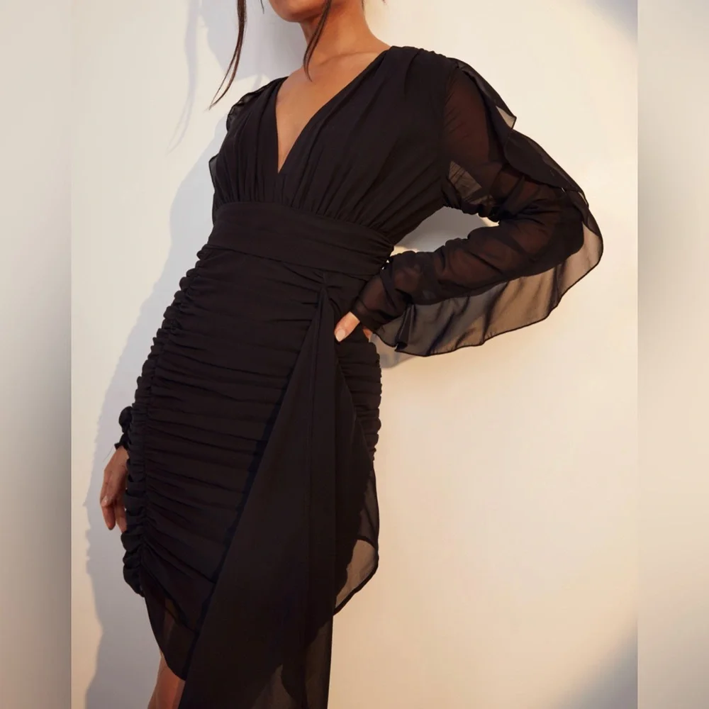MESH RUCHED DETAIL PLUNGE MINI DRESS - Picture 3 of 3